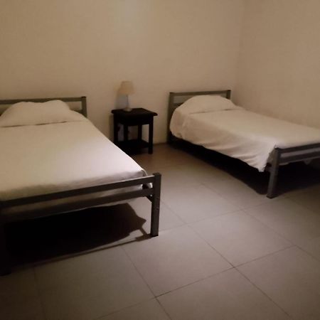 Happy House Hostel Santiago Luaran gambar